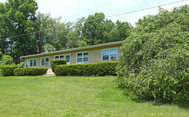 Creekwood Apartments in Ithaca, NY - Building Photo - Building Photo