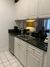 400 E 90th St, Unit 5a in New York, NY - Building Photo - Building Photo