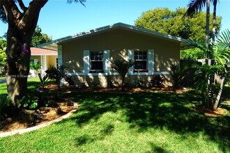 9545 Tiffany Dr in Cutler Bay, FL - Building Photo - Building Photo