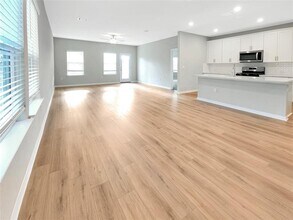 13008 Hatsy Wy in Mustang Ridge, TX - Building Photo - Building Photo