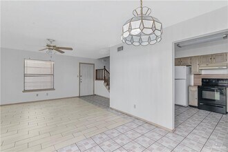 21 E Samano St in Edinburg, TX - Building Photo - Building Photo