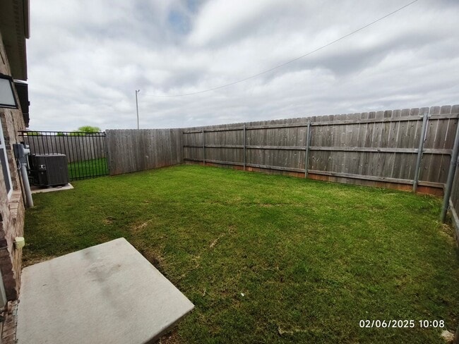 230 SW 34th St in Moore, OK - Building Photo - Building Photo
