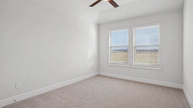 The Louise Townhomes in Arlington, TX - Building Photo - Building Photo