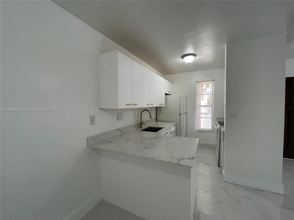 7450 SW 153rd Pl in Miami, FL - Building Photo