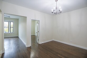 5937 N Broadway in Chicago, IL - Building Photo - Building Photo