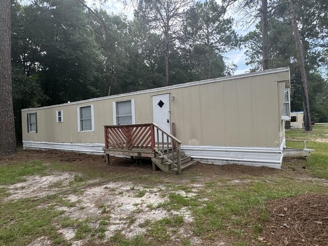 property at 211 Victoria Cir