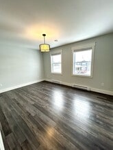 4 Guernsey Pl in St John's, NL - Building Photo - Building Photo