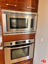 8609 W Knl Dr in West Hollywood, CA - Building Photo - Building Photo