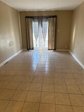 770 Memorial Mews St in Houston, TX - Building Photo - Building Photo