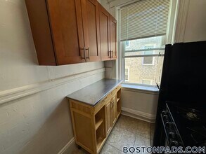 9 Egremont Rd in Boston, MA - Building Photo - Building Photo