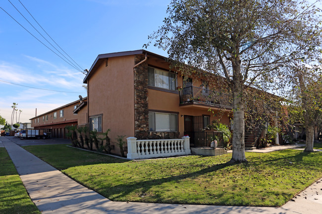 Galway Street Apartments in Garden Grove, CA - Building Photo - Building Photo