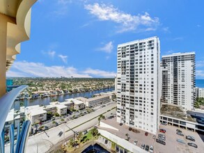 2501 S Ocean Dr in Hollywood, FL - Building Photo - Building Photo