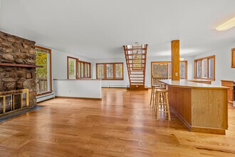 14 Clearview Terrace in Ridgefield, CT - Building Photo - Building Photo