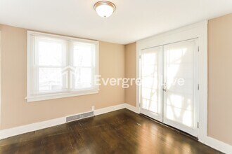 3123 Fontenelle Blvd in Omaha, NE - Building Photo - Building Photo