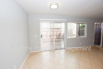 3101 Albany Dr in Oxnard, CA - Building Photo - Building Photo