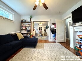 242 Belgrade Ave in Boston, MA - Building Photo