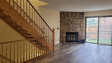 412 Wright St in Lakewood, CO - Foto de edificio - Building Photo