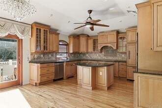 716 Park Ln in Valley Stream, NY - Building Photo - Building Photo