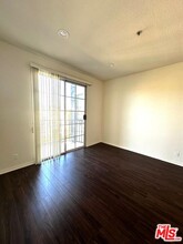 8888 W 3rd St in Los Angeles, CA - Building Photo - Building Photo