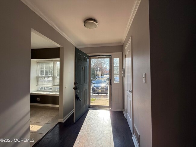 52 Aberdare Ct in Freehold Township, NJ - Building Photo - Building Photo