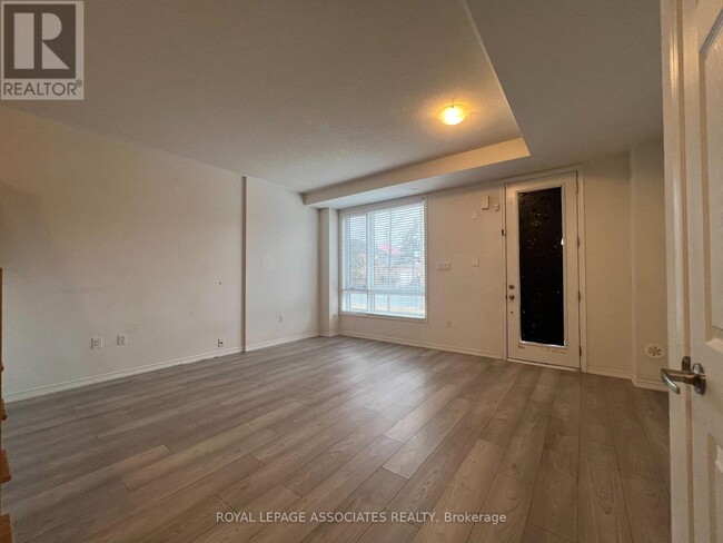 24-24 Humberwood Blvd in Toronto, ON - Building Photo - Building Photo