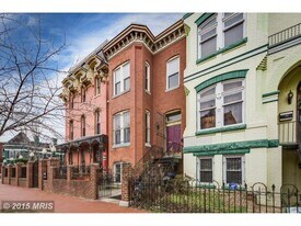 402 M Street NW, Unit Apt A in Washington, DC - Building Photo
