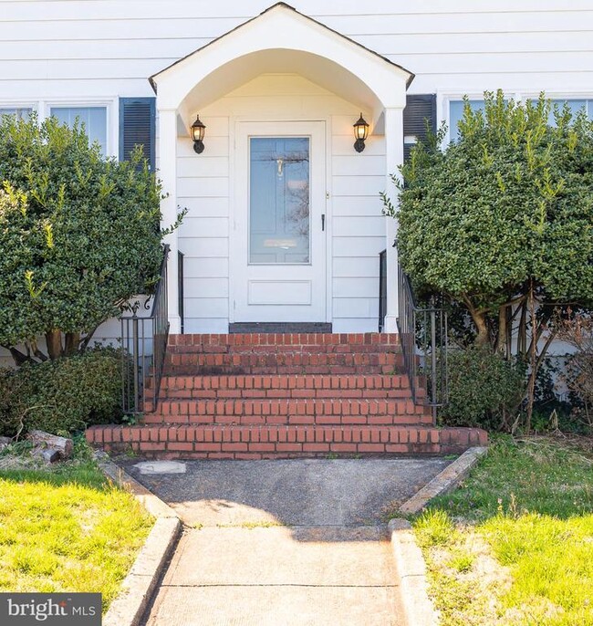 1606 Orchard St in Alexandria, VA - Building Photo - Building Photo