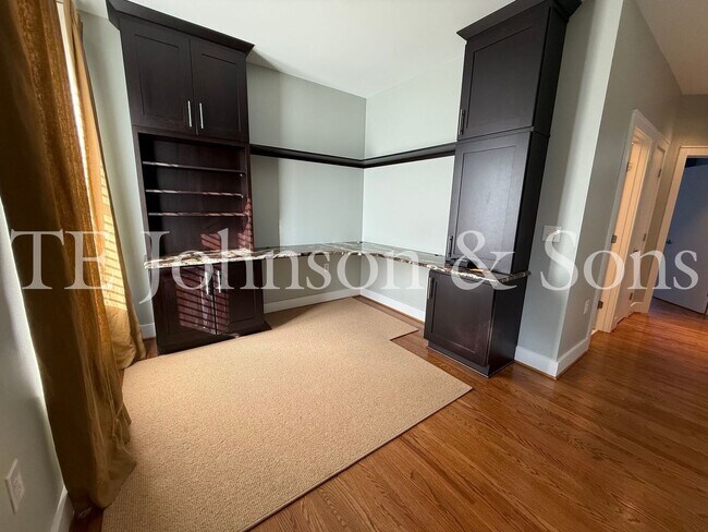 309 N Green St in Winston-Salem, NC - Building Photo - Building Photo