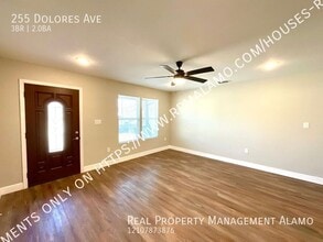 255 Dolores Ave in San Antonio, TX - Building Photo - Building Photo