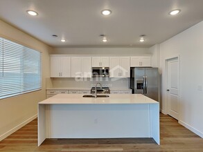 9753 W Luxton Ln in Tolleson, AZ - Building Photo - Building Photo