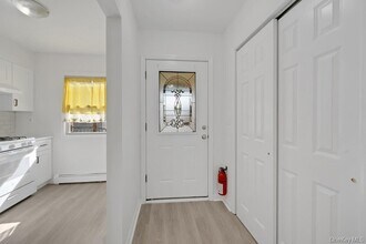 38 Beekman Ave in Sleepy Hollow, NY - Building Photo - Building Photo