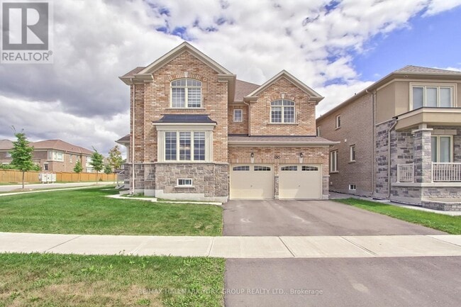 190 Walter English Dr in East Gwillimbury, ON - Building Photo - Building Photo