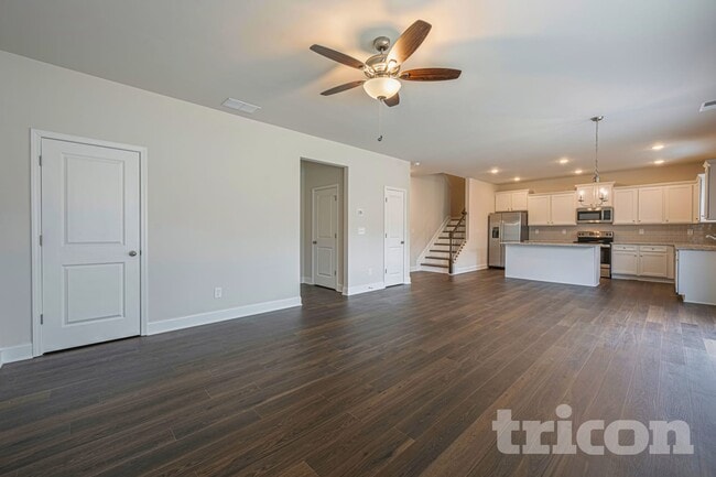 property at 409 Curlin Ct