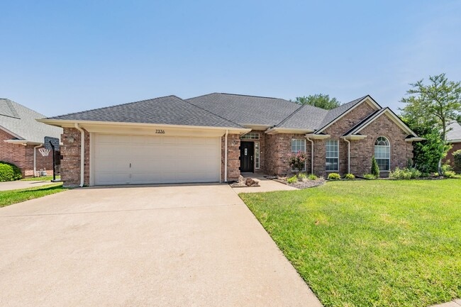 property at 7336 Hidden Oaks Dr