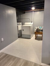 211 Rose St N, Unit 215 Rose Street in West Salem, WI - Foto de edificio - Building Photo