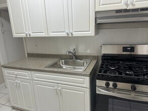 332 61st St, Unit B3 in West New York, NJ - Foto de edificio - Building Photo