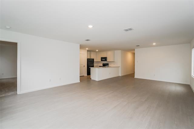 1121 Tufted Dr in Crowley, TX - Building Photo - Building Photo