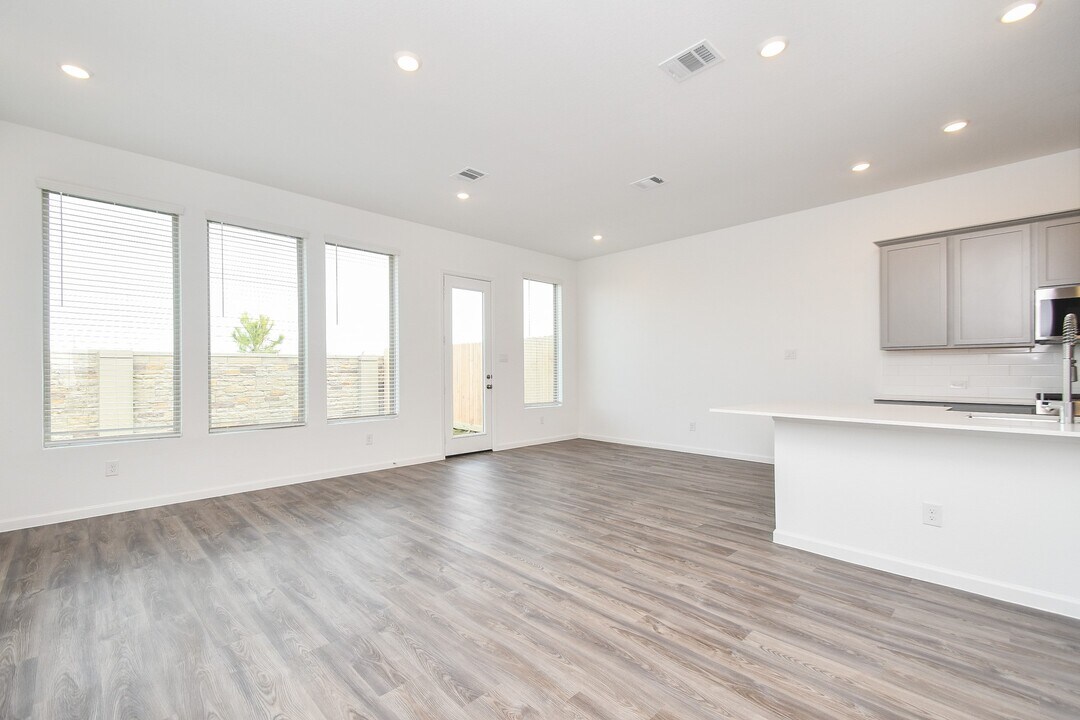 5459 Holly Hvn Ct in Fulshear, TX - Building Photo
