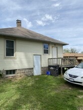 815 W Walnut St in Carbondale, IL - Building Photo - Building Photo