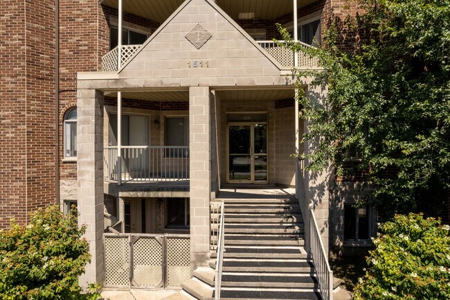 1517 Shevchenko Boul in Montréal, QC - Building Photo - Building Photo