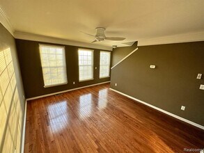 27976 Declaration Dr in Novi, MI - Building Photo - Building Photo