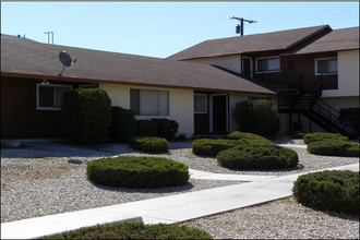 19133 Allegheny Rd in Apple Valley, CA - Building Photo - Building Photo