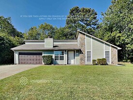 2463 Mistletoe Ln SW in Snellville, GA - Building Photo