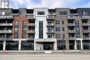 1350 Hemlock Rd in Ottawa, ON - Building Photo