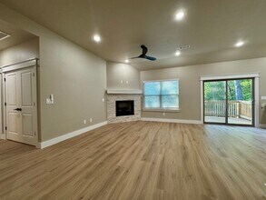 12 Clifford Ln in Bella Vista, AR - Building Photo - Building Photo