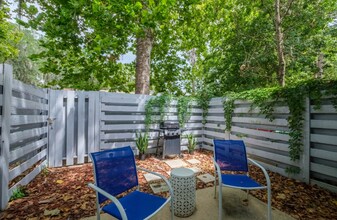 3600 SW 19th Ave in Gainesville, FL - Foto de edificio - Building Photo