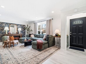 3746 Northwood Rd in University Heights, OH - Building Photo - Building Photo