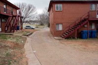 Capitol Estates Apartments in Oklahoma City, OK - Foto de edificio - Building Photo