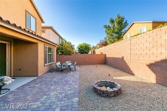 10981 Elk Sands Rd in Las Vegas, NV - Building Photo - Building Photo