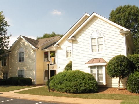 Stadler Place in Greensboro, NC - Foto de edificio